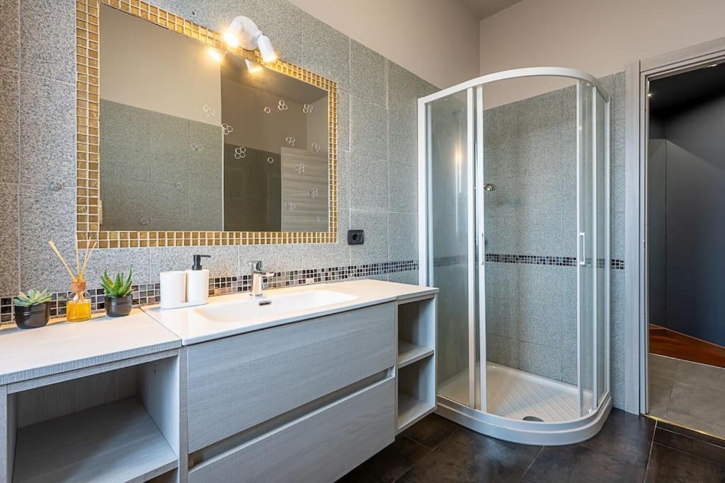 Casa Bianca Bruino, Privacy E Confort Bagian luar foto
